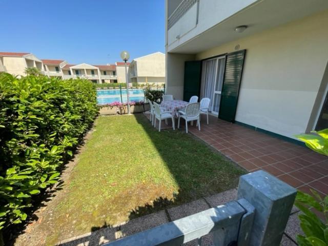 Apartament With Swimming Pool Apartment Caorle Exterior photo