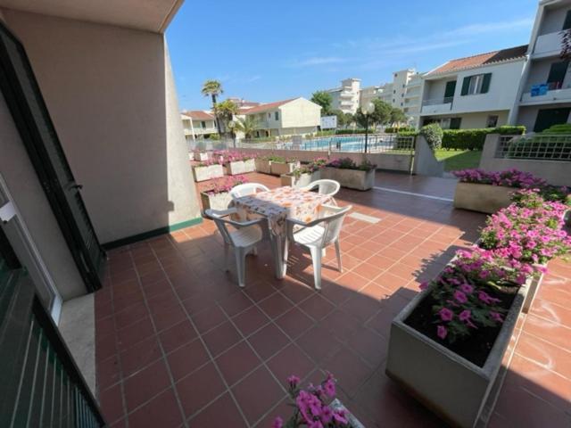 Apartament With Swimming Pool Apartment Caorle Exterior photo